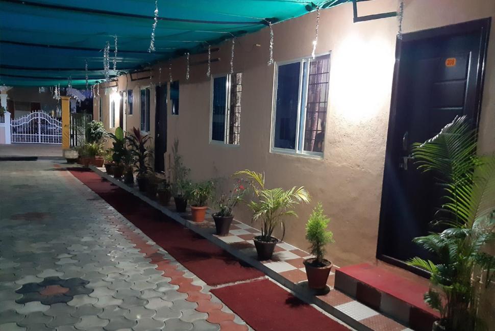 Sri Nandini Guest House Chikmagalur Exterior photo